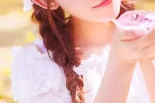 易易紫曝明星翻红后会耍大牌：红了之后就会耍大牌身边有很多